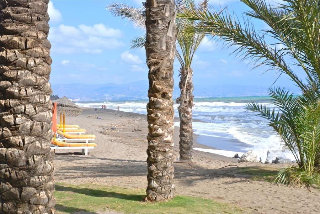La Casa En La Carihuela Playa A 4 Minutos A Pie Villa Torremolinos Dış mekan fotoğraf