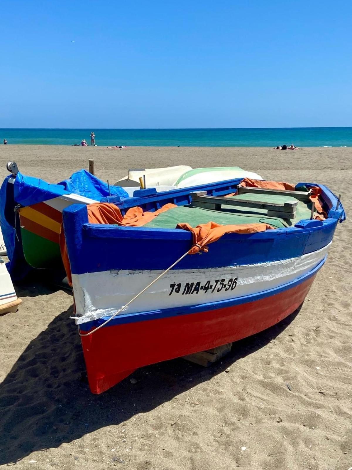 La Casa En La Carihuela Playa A 4 Minutos A Pie Villa Torremolinos Dış mekan fotoğraf