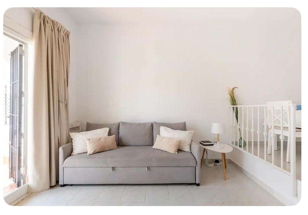 La Casa En La Carihuela Playa A 4 Minutos A Pie Villa Torremolinos Dış mekan fotoğraf