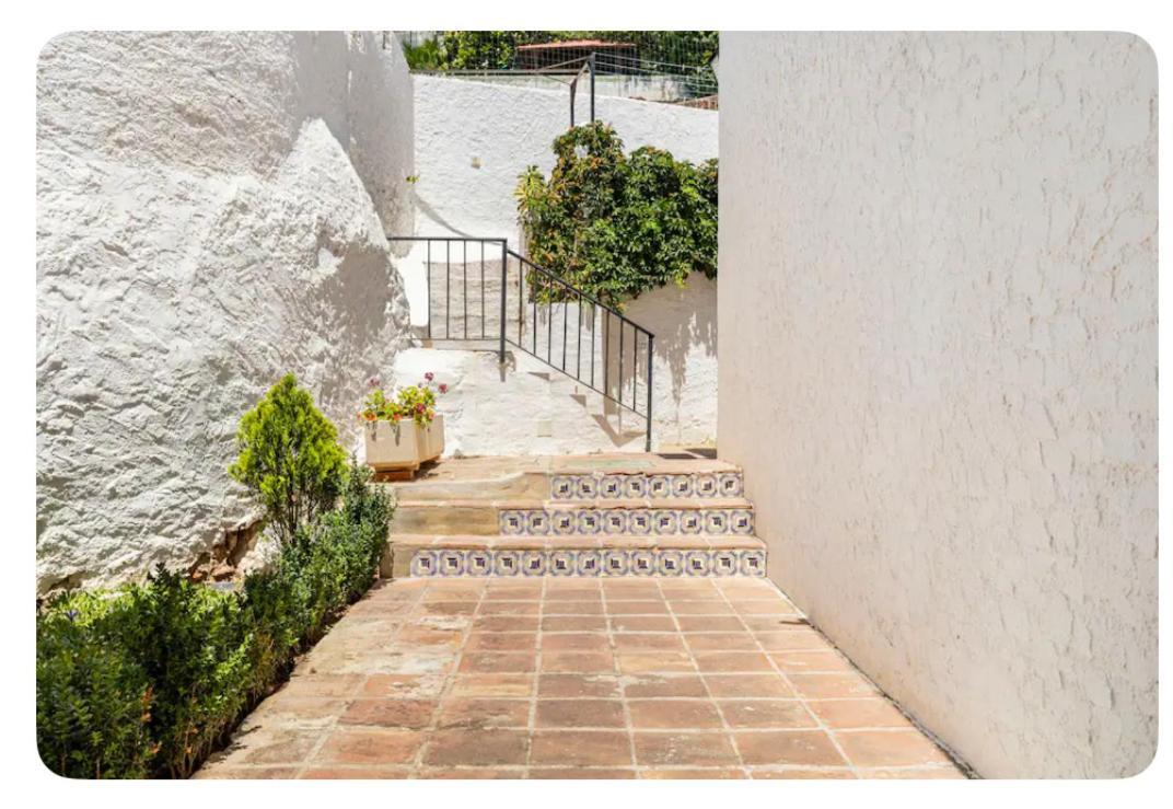 La Casa En La Carihuela Playa A 4 Minutos A Pie Villa Torremolinos Dış mekan fotoğraf