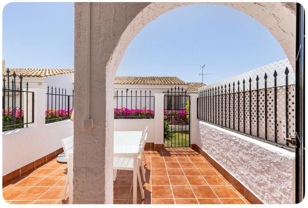 La Casa En La Carihuela Playa A 4 Minutos A Pie Villa Torremolinos Dış mekan fotoğraf