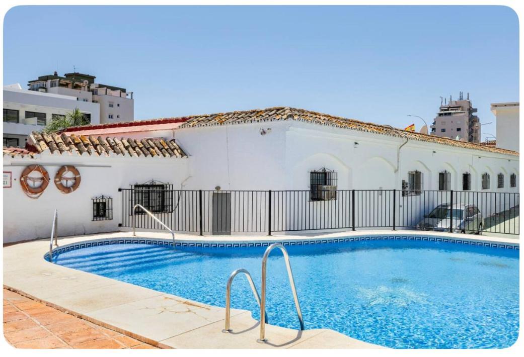 La Casa En La Carihuela Playa A 4 Minutos A Pie Villa Torremolinos Dış mekan fotoğraf