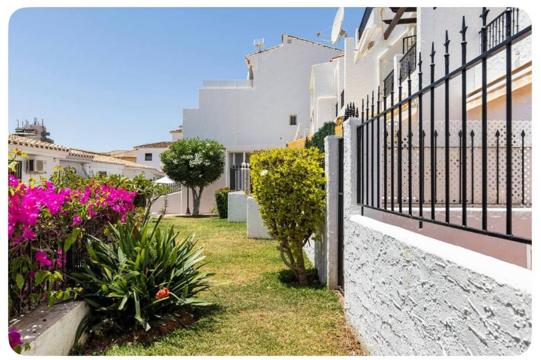 La Casa En La Carihuela Playa A 4 Minutos A Pie Villa Torremolinos Dış mekan fotoğraf